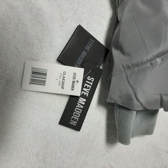 Ladies clothing - Picture 8 of 8